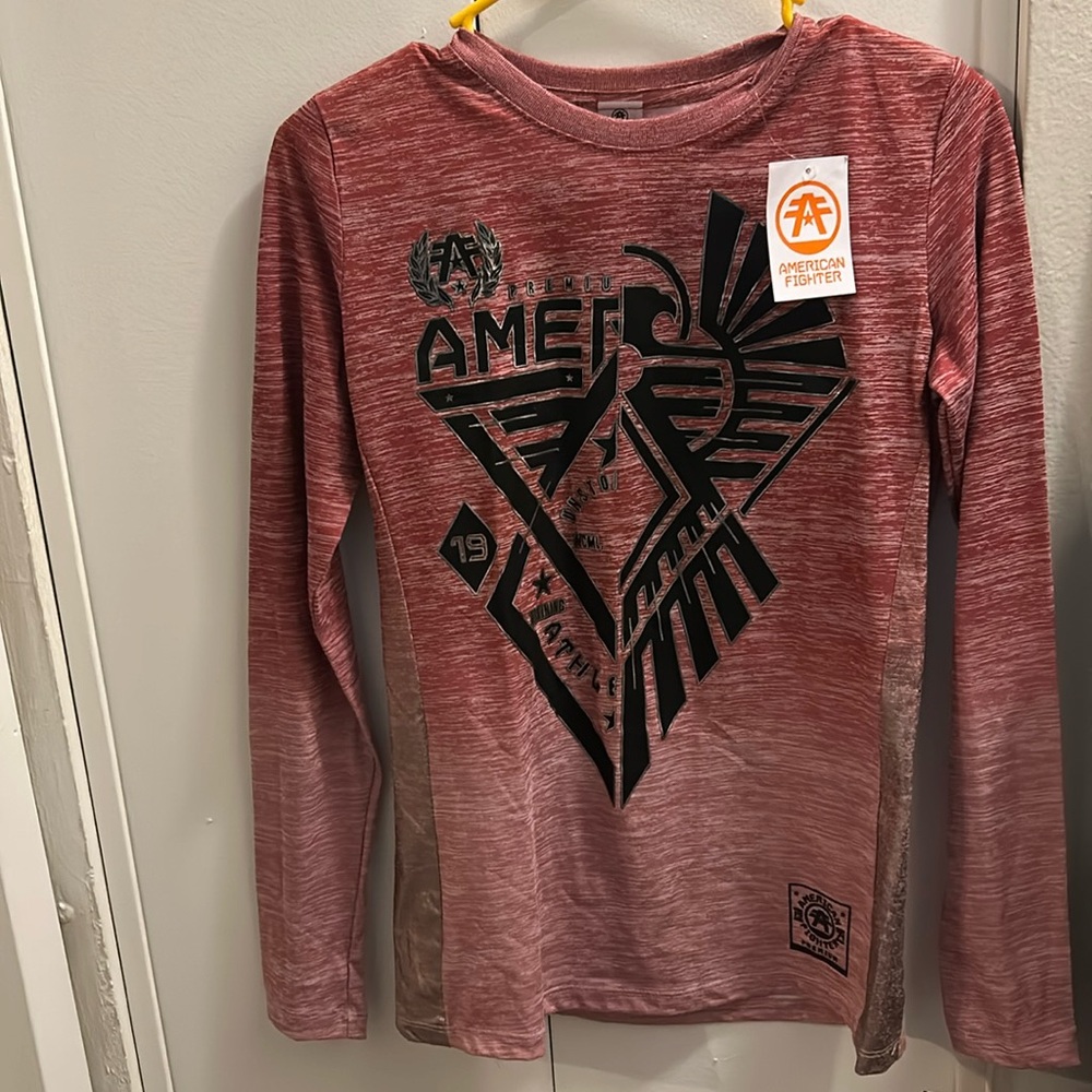 Nwt American Fighter long sleeve (red)